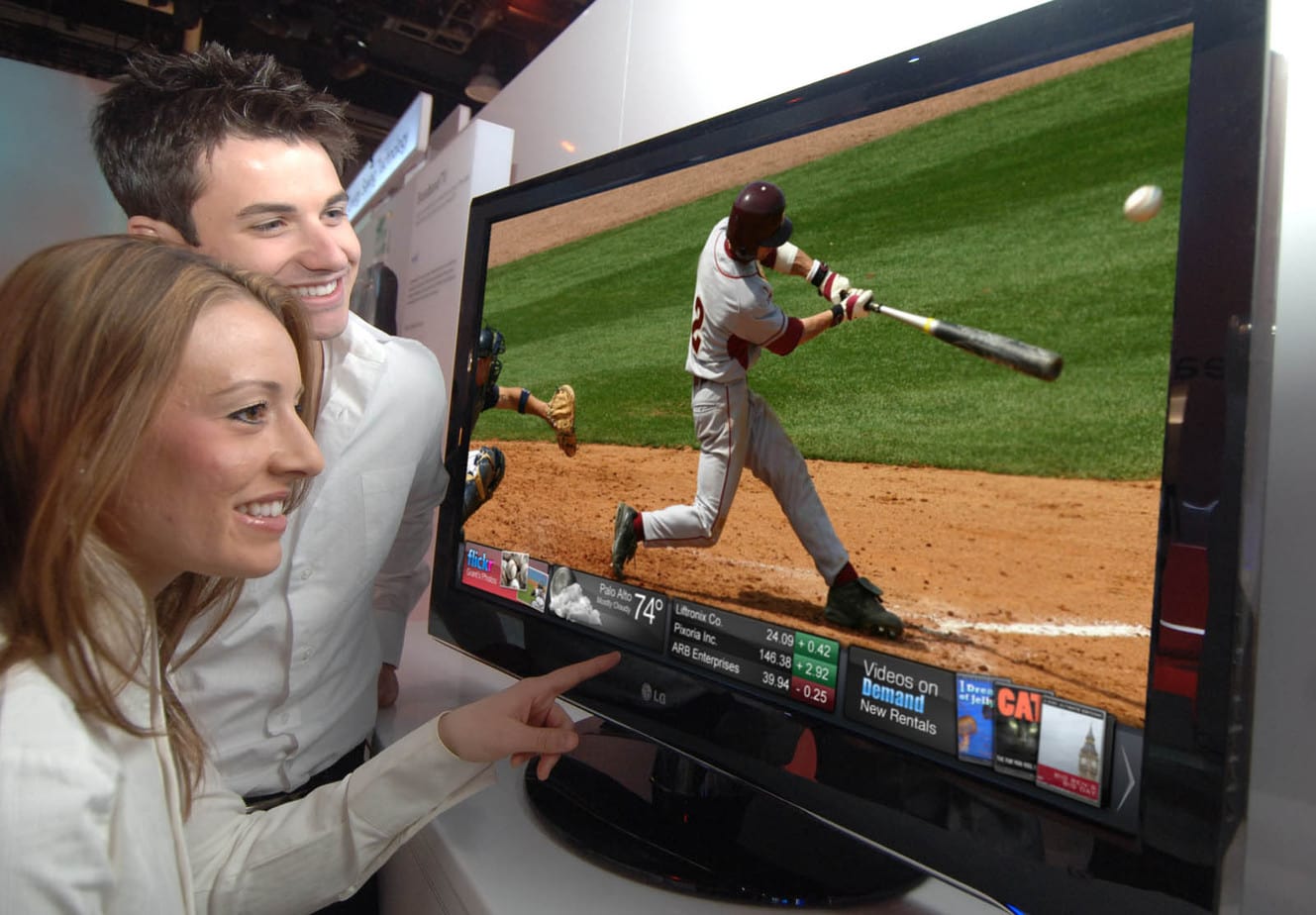 Poczuć się jak na stadionie. Jakie możliwości dają nowoczesne telewizory do oglądania sportu?